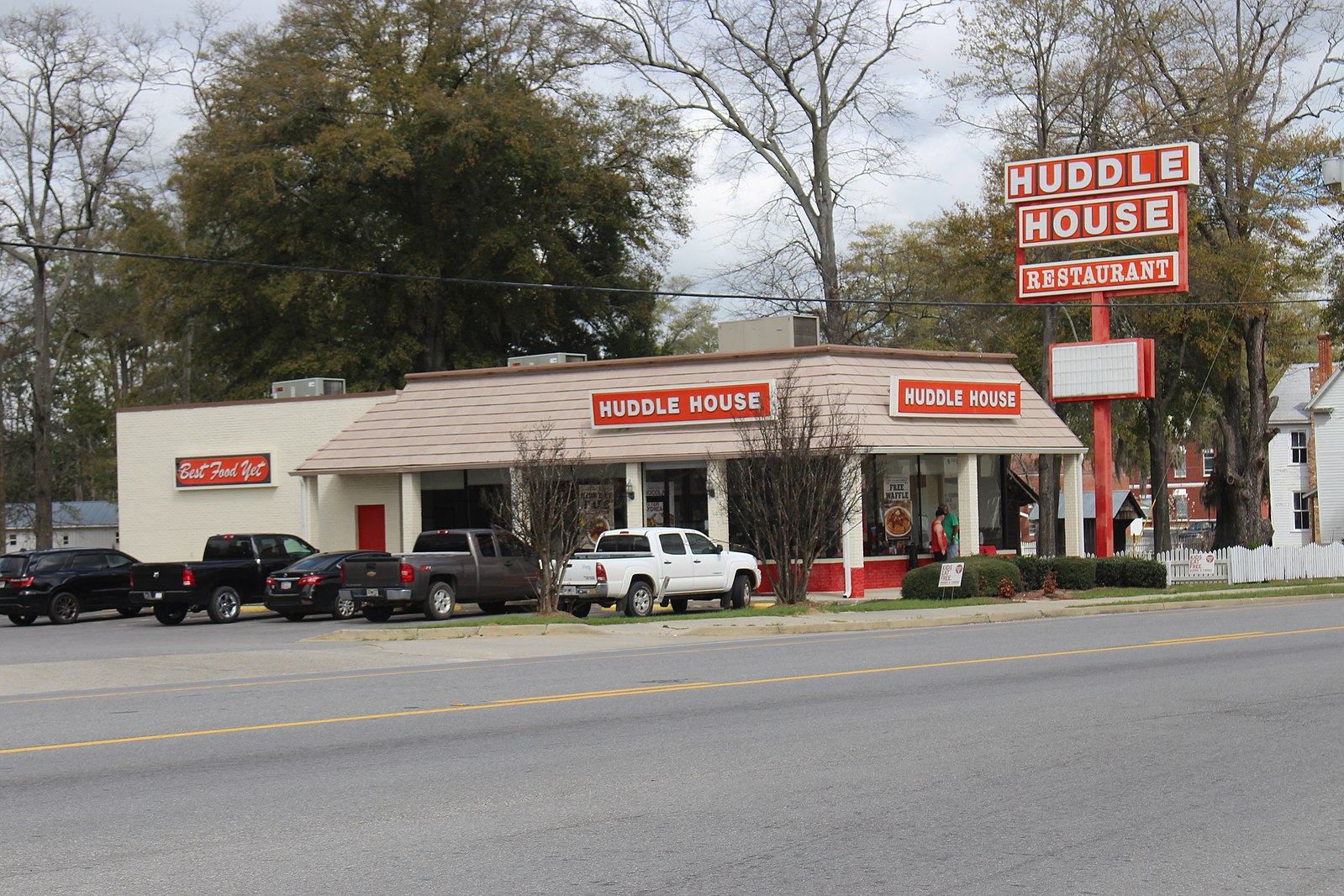 Huddle_House,_Reidsville